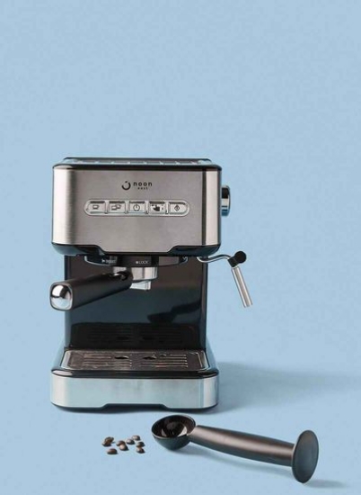 قهوه ساز 15 بار با بدنه بیرونی استیل ضد زنگ 1.5 لیتری 850 وات CM5403D-GS مشکی/نقره ای