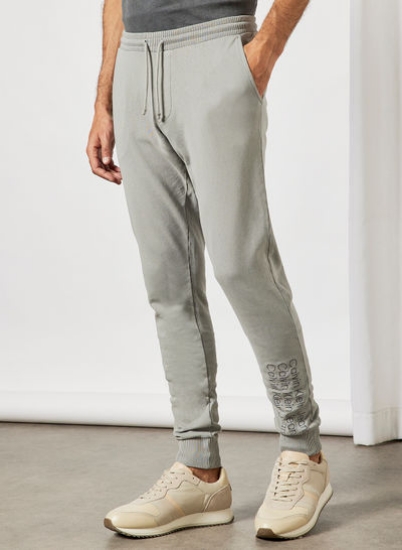 جزئیات لوگو Joggers Grey