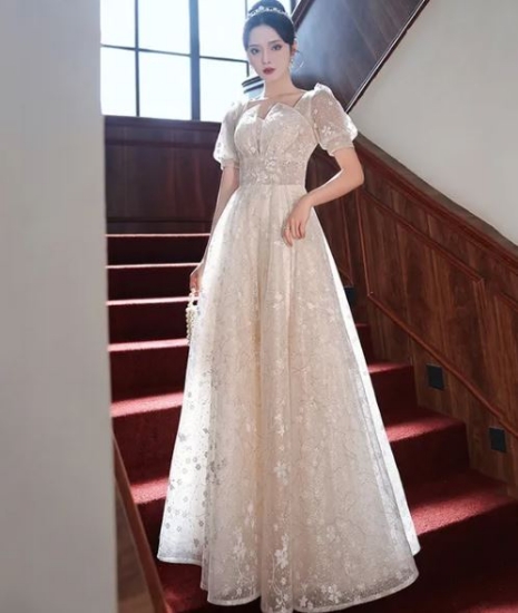 لباس زنانه DreesHouse - Puff-Sleeve Floral A-Line Evening Gown سایز XL